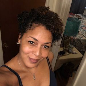 Meet your Posher, Lucy